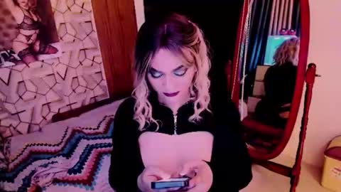 Snapshot of xdirtymistressx chatting on December 14, 2025, 8:35 pm XDirtymistressX online show from December 14, 2025, 8:35 pm