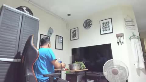 xdreamangel online show from January 5, 2025, 9:48 am