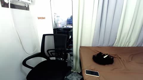 Snapshot of xdreamtrexie chatting on January 3, 2025, 6:01 am xdreamtrexie online show from January 3, 2025, 6:01 am