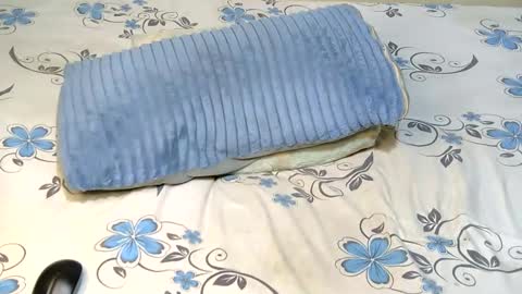 xeenah online show from January 16, 2026, 7:29 pm