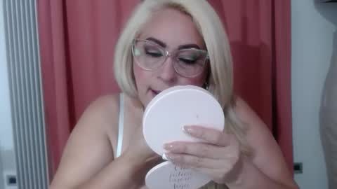 Elena online show from March 2, 2026, 9:16 am