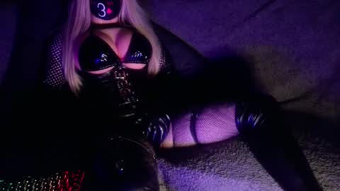 Ella online show from February 23, 2026, 7:55 pm