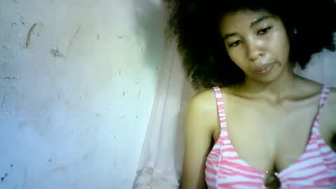 xenna610827 online show from February 8, 2025, 7:05 pm