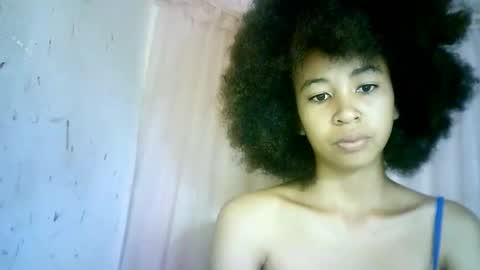 xenna610827 online show from March 9, 2025, 2:32 pm