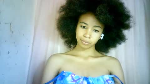 xenna610827 online show from March 9, 2025, 5:49 pm