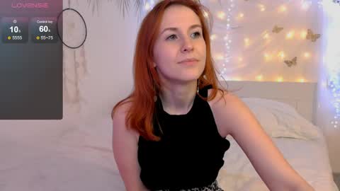 Snapshot of xeva_angelx chatting on May 19, 2026, 9:32 pm Xeva Angels online show from May 19, 2026, 9:32 pm