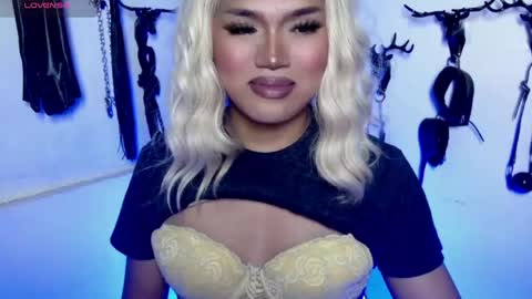 Snapshot of xfreyalibitina69x chatting on May 8, 2026, 12:10 pm xfreyalibitina69x online show from May 8, 2026, 12:10 pm