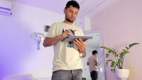 Gambaru online show from April 10, 2026, 11:48 am