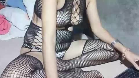 Snapshot of xhotskinny69x chatting on October 25, 2025, 1:02 am xhotskinny69x online show from October 25, 2025, 1:02 am