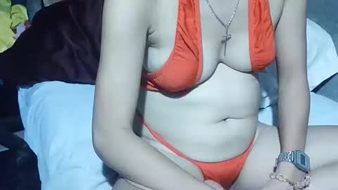 Snapshot of xhotskinny69x chatting on December 4, 2025, 8:01 am xhotskinny69x online show from December 4, 2025, 8:01 am