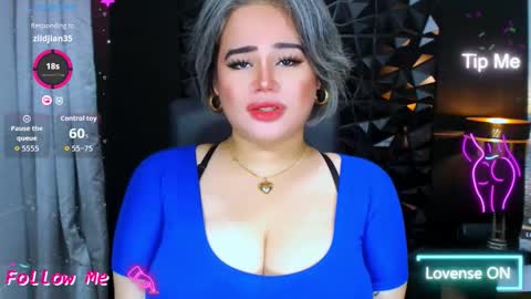 Snapshot of xhugeharleyselfsuckerx chatting on September 15, 2025, 8:31 pm xHUGECOCKTILLCUMX online show from September 15, 2025, 8:31 pm