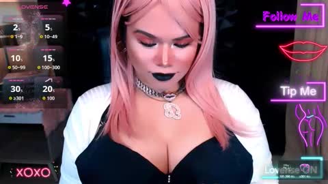 Snapshot of xhugeharleyselfsuckerx chatting on October 31, 2025, 2:01 am xHUGECOCKTILLCUMX online show from October 31, 2025, 2:01 am