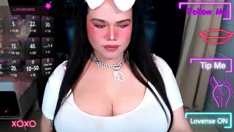 Snapshot of xhugeharleyselfsuckerx chatting on November 14, 2025, 6:17 pm xHUGECOCKTILLCUMX online show from November 14, 2025, 6:17 pm