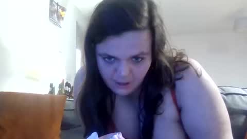 xiicrashiix online show from May 18, 2026, 10:04 pm