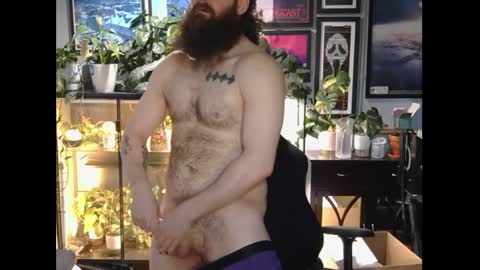 xiisil online show from April 14, 2026, 5:30 pm