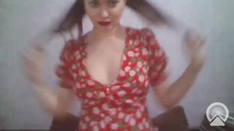 AliceinWonderland online show from January 18, 2025, 6:43 pm