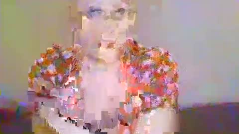 AliceinWonderland online show from January 20, 2025, 5:16 pm