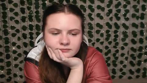 Lina online show from January 26, 2025, 7:21 am