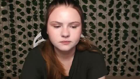Lina online show from February 11, 2025, 4:11 am