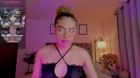 Snapshot of ximena_sotto1 chatting on June 15, 2026, 7:05 pm camila online show from June 15, 2026, 7:05 pm