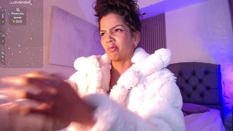 Mia Vega online show from February 1, 2025, 10:23 pm