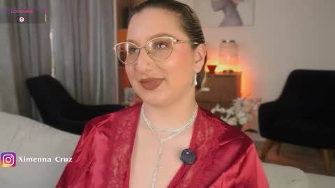 Snapshot of ximenna_cruz_ chatting on March 4, 2026, 12:11 pm Xime Independent Artist online show from March 4, 2026, 12:11 pm