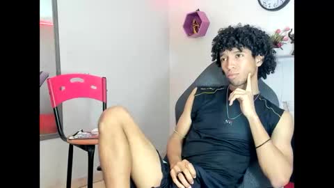 xion_ez online show from November 3, 2025, 7:37 pm