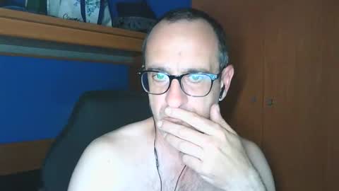 Snapshot of xjosuex69 chatting on May 18, 2026, 11:32 pm xjosuex69 online show from May 18, 2026, 11:32 pm