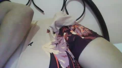 Snapshot of xjuicytits chatting on November 24, 2025, 11:32 am xjuicytits online show from November 24, 2025, 11:32 am