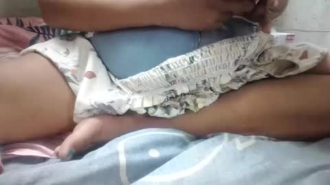 xjuicytits online show from May 15, 2026, 11:34 pm