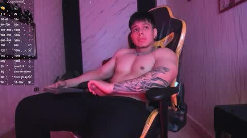      online show from October 1, 2025, 12:22 pm