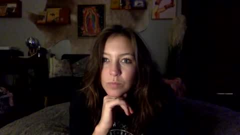 xLacyy online show from October 23, 2025, 5:29 am