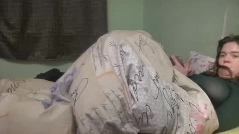 Snapshot of xlunasexyx chatting on November 6, 2025, 5:47 pm Luna online show from November 6, 2025, 5:47 pm