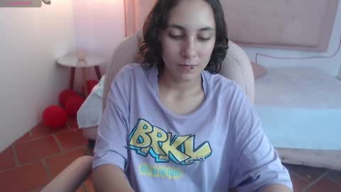 lunna online show from February 27, 2025, 11:26 pm