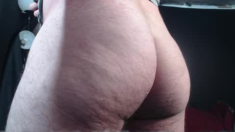 MetalstudMaster online show from October 8, 2025, 11:35 pm