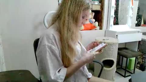 xMilagrosxs online show from May 12, 2026, 10:34 am