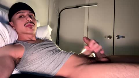 xmomentumx online show from December 8, 2024, 4:57 am