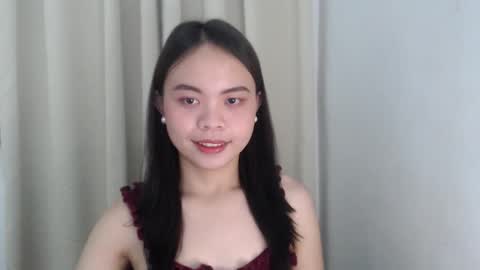 nathalie online show from March 8, 2026, 2:04 am