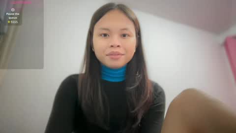 Snapshot of xo_worth_it chatting on July 15, 2026, 5:18 pm nathalie online show from July 15, 2026, 5:18 pm