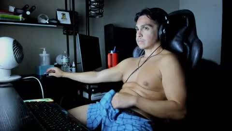 Snapshot of xoalejandroxo6 chatting on April 26, 2026, 5:27 am xoalejandroxo6 online show from April 26, 2026, 5:27 am