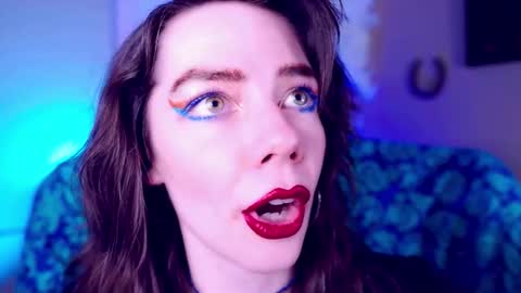 Bella Bondai online show from January 16, 2026, 4:49 am