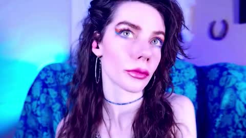 Bella Bondai online show from March 5, 2026, 3:13 am