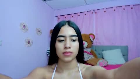 Snapshot of xoxo_melany chatting on November 19, 2025, 12:05 pm melany online show from November 19, 2025, 12:05 pm