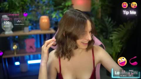 xoxo_molly online show from November 29, 2025, 9:29 pm