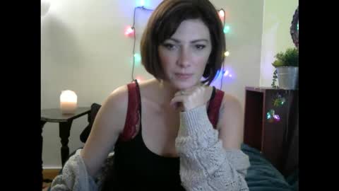 Bunni online show from December 14, 2025, 4:29 am