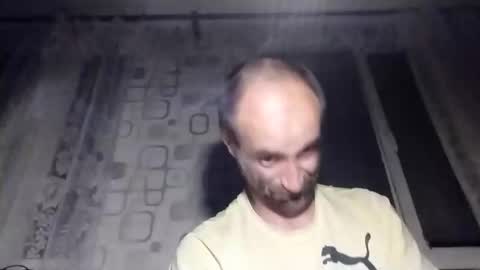 Snapshot of xploid1982 chatting on September 18, 2025, 12:23 am xploid1982 online show from September 18, 2025, 12:23 am