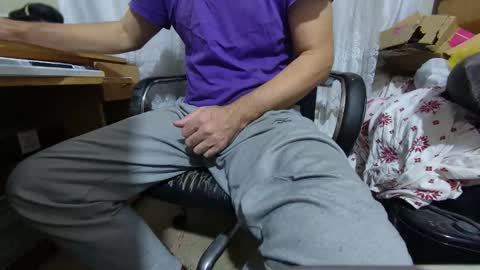 xrokettt online show from October 15, 2025, 10:43 pm