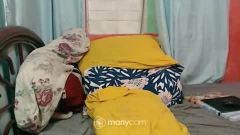 Snapshot of xsexylovelytitsx chatting on February 25, 2026, 12:31 am lovely online show from February 25, 2026, 12:31 am