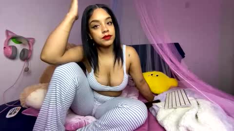 xStarGazingx online show from March 7, 2025, 12:34 pm