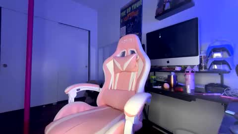 xStarGazingx online show from February 13, 2026, 6:09 am